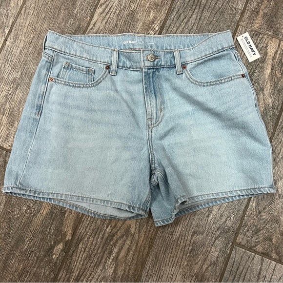 Mid-Rise Denim Shorts NWT - Picture 2 of 6